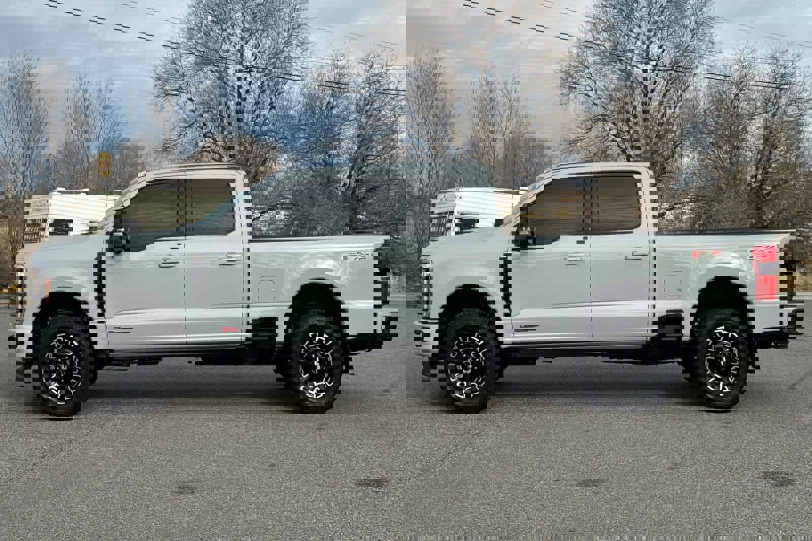 Certified 2025 Ford F350 Platinum image 5