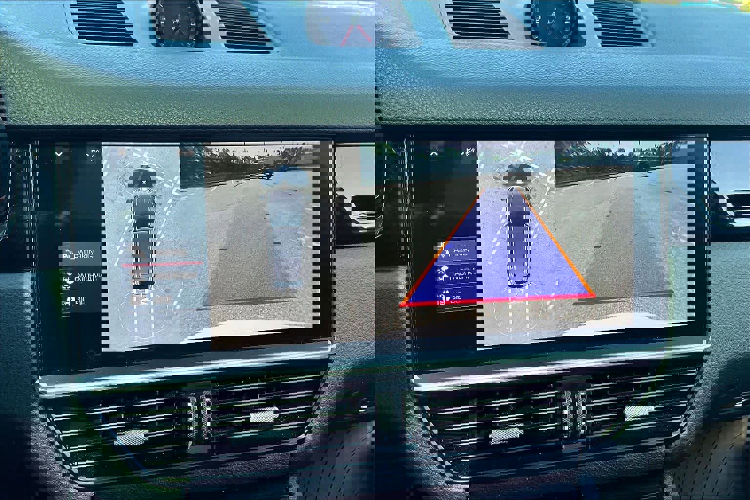 Used 2019 Porsche Cayenne image 27