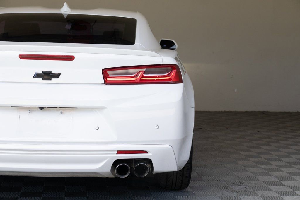 Used 2017 Chevrolet Camaro LT image 12