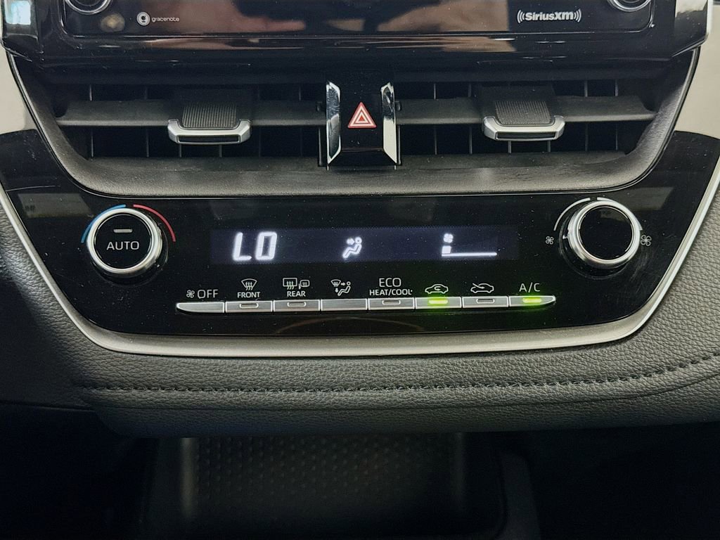 Used 2021 Toyota Corolla SE w/ Carpet Mat Package (TMS) image 18