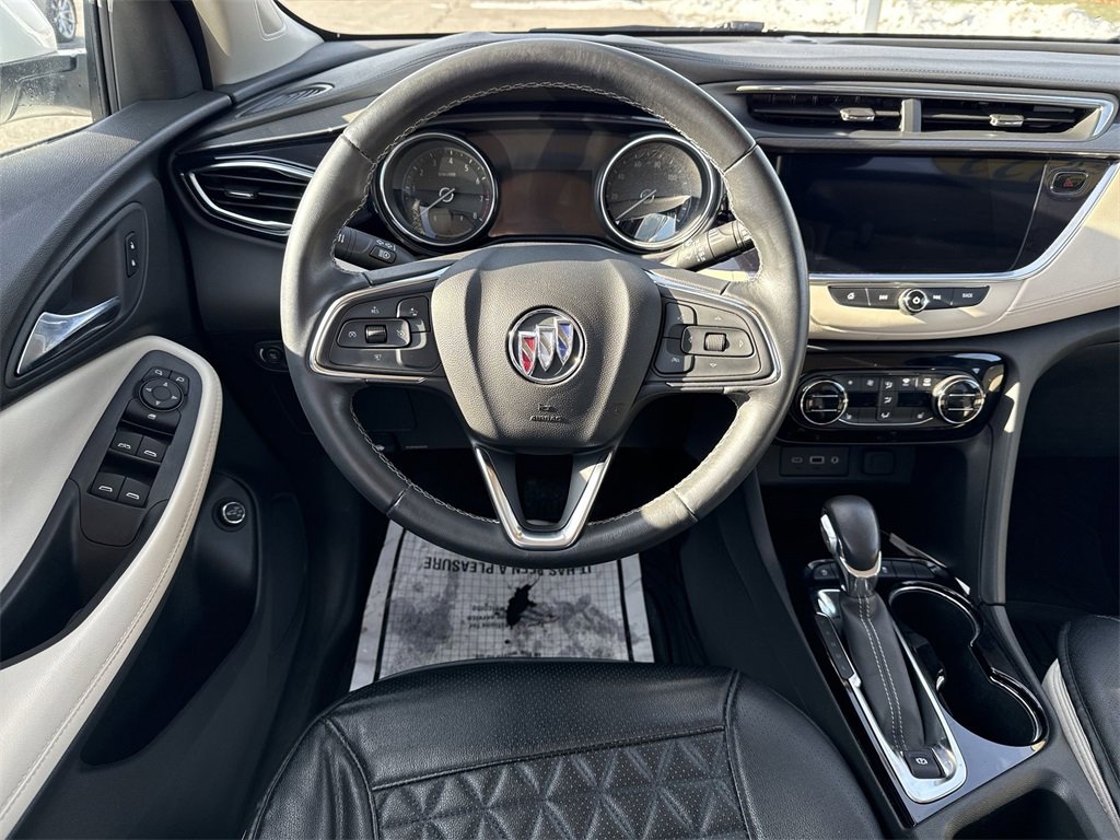 Used 2022 Buick Encore GX Select image 11