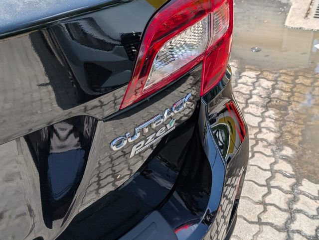 Used 2017 Subaru Outback 2.5i Limited image 17