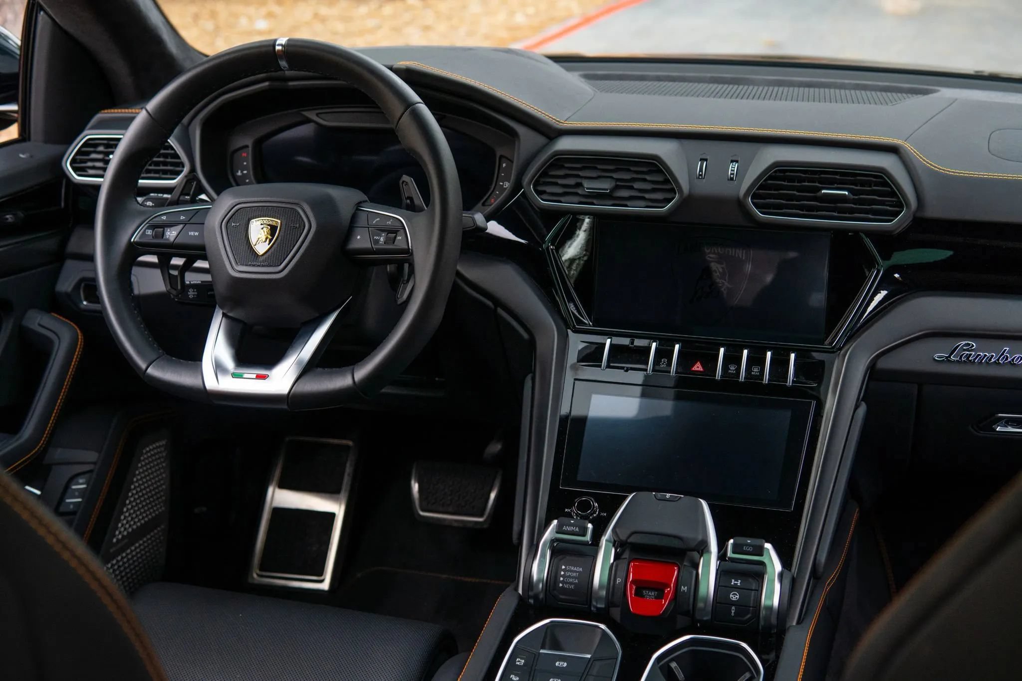 Used 2024 Lamborghini Urus S AWD/4WD image 37