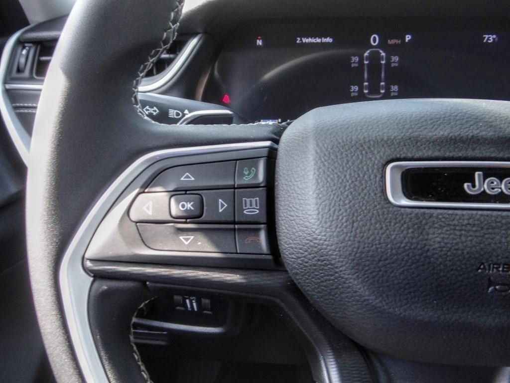 New 2023 Jeep Grand Cherokee L Laredo w/ Trailer Tow Group (B) image 8