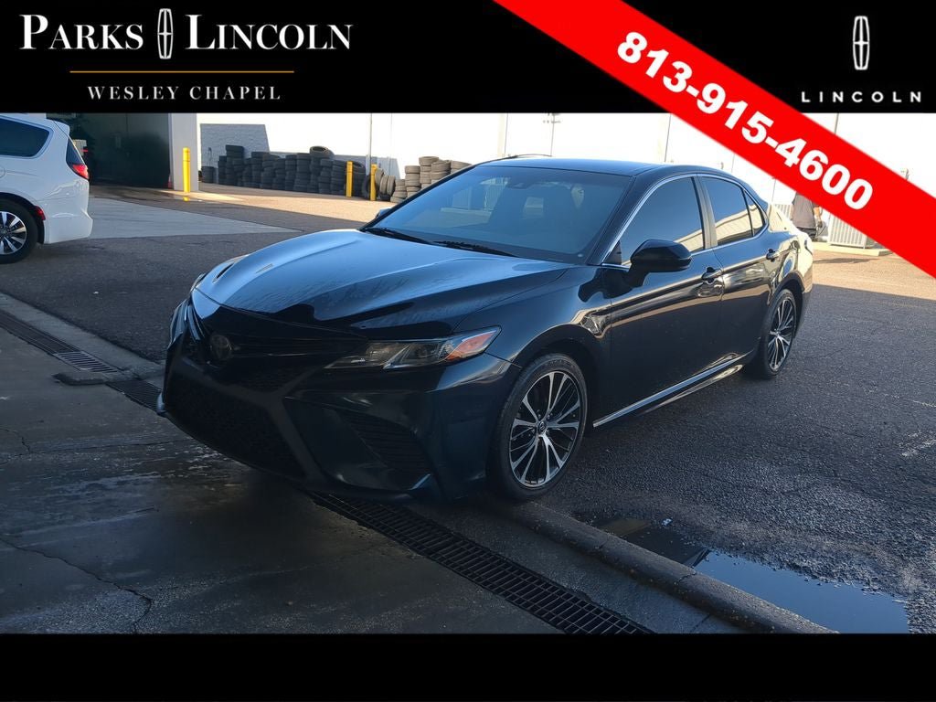 Used 2019 Toyota Camry SE FWD image 10