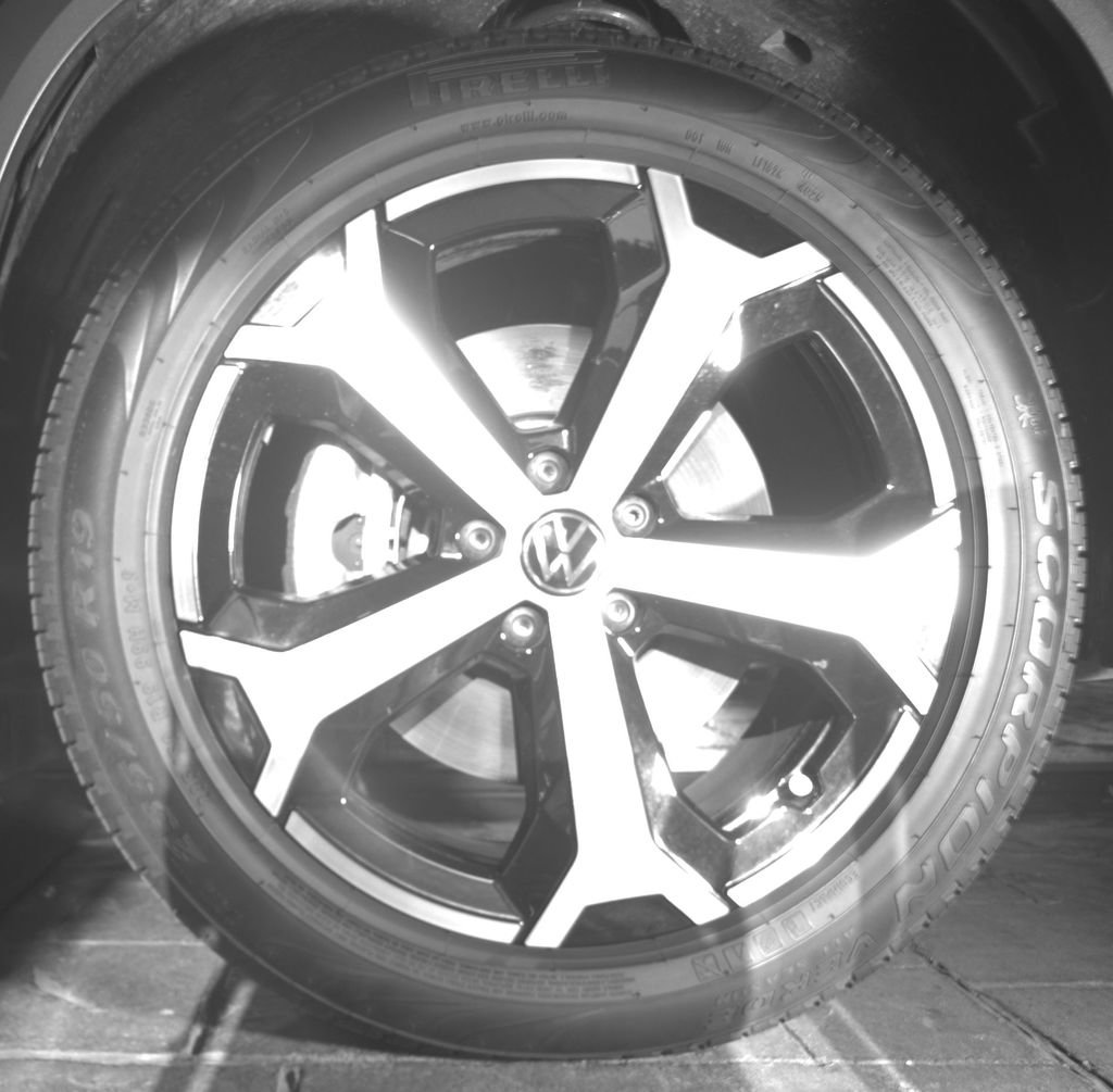 Used 2026 Volkswagen Tiguan SE AWD/4WD image 16