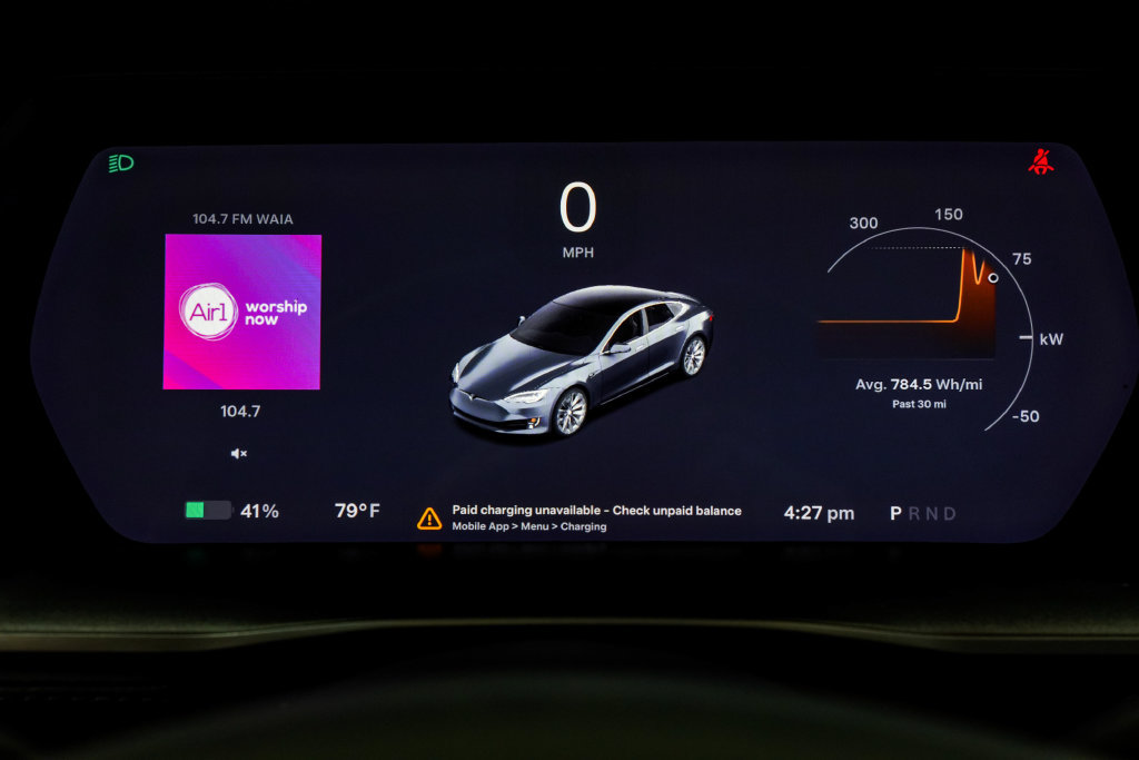 Used 2020 Tesla Model S Long Range Plus AWD/4WD image 37