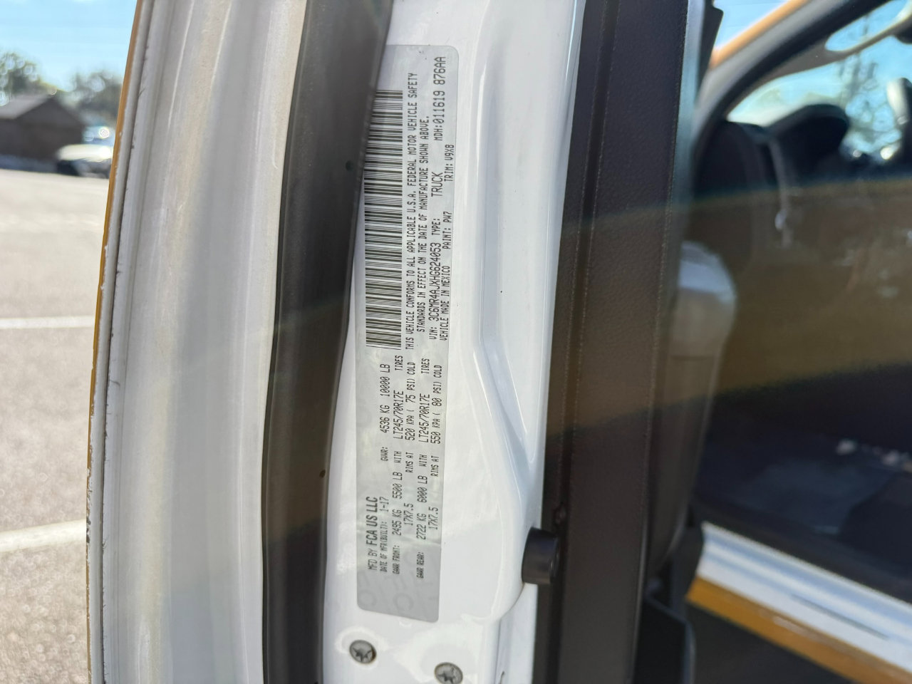 Used 2017 RAM 2500 Tradesman w/ Power & Remote Entry Group image 33