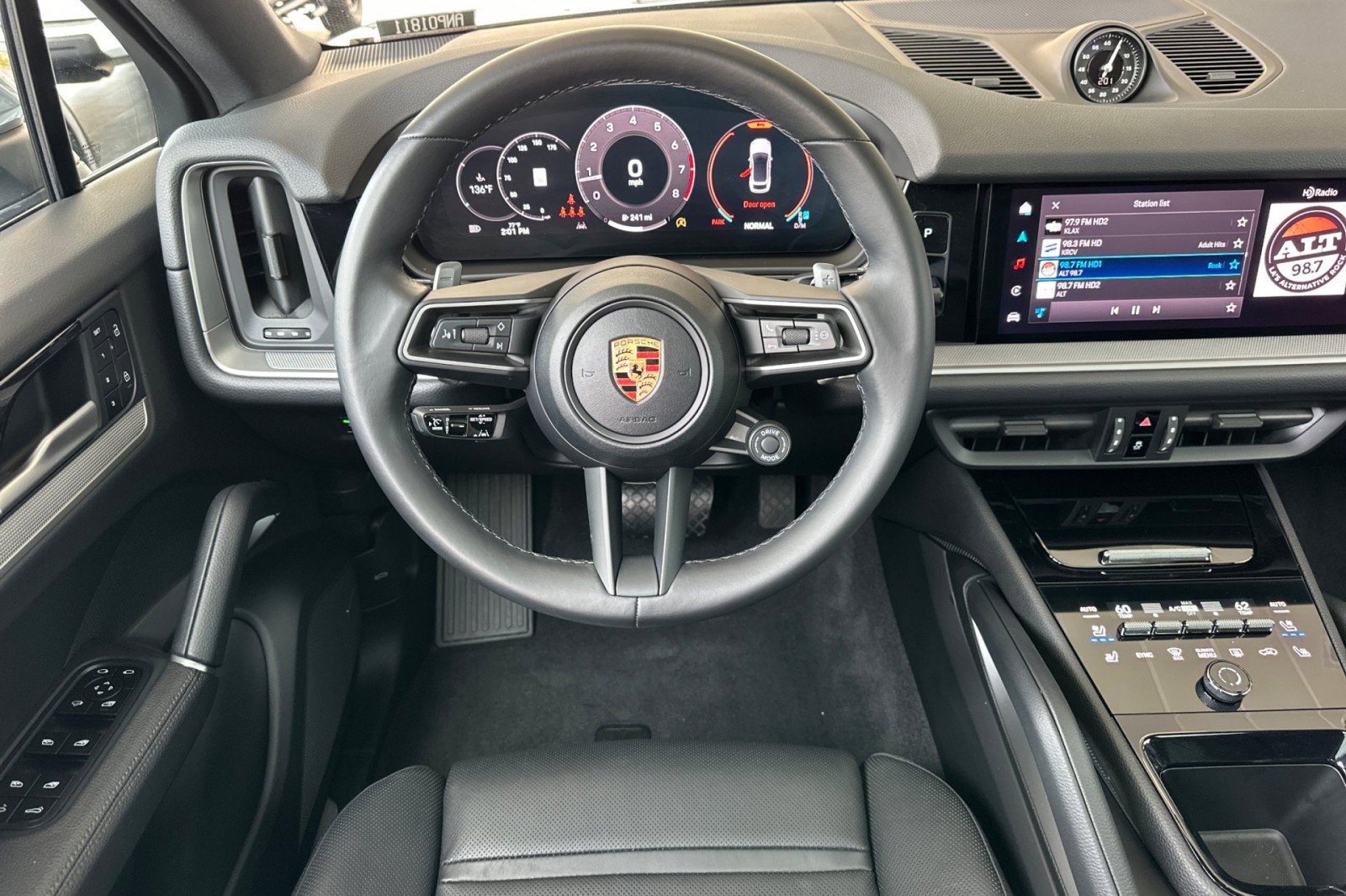 Certified 2024 Porsche Cayenne Coupe AWD/4WD image 14