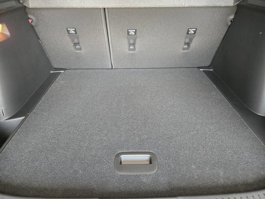 New 2026 Chevrolet Trax RS w/ Sunroof Package FWD image 37
