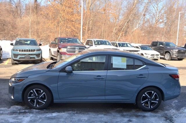 Used 2024 Nissan Sentra SV image 5
