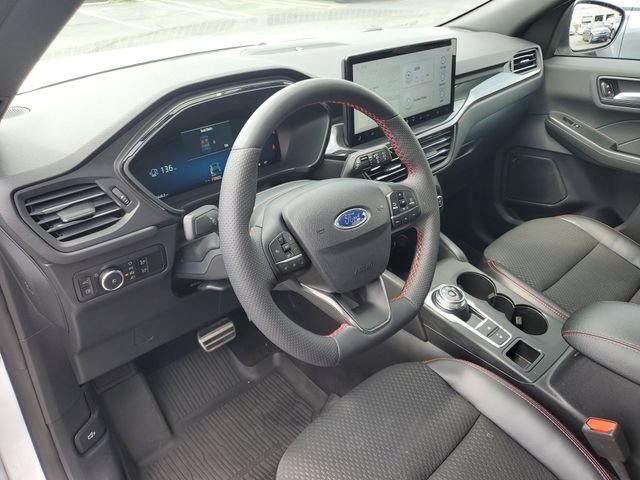 Used 2023 Ford Escape ST-Line Select w/ Tech Pack #2 AWD/4WD image 9