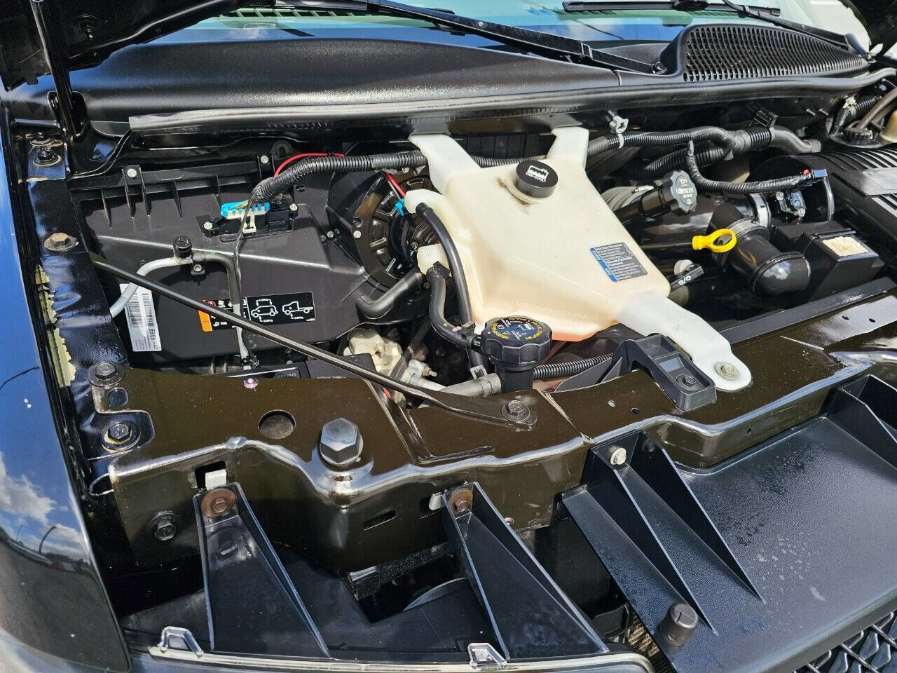 Used 2016 Chevrolet Express 3500 Extended image 20