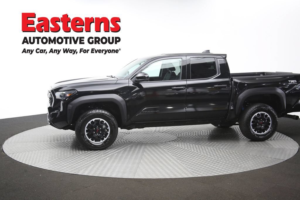 Used 2025 Toyota Tacoma TRD Off-Road AWD/4WD image 57