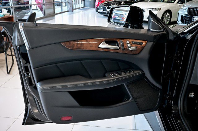 Used 2015 Mercedes-Benz CLS 400 4MATIC image 16