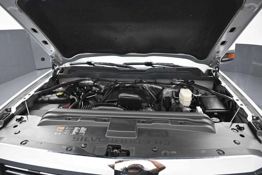 Used 2018 Chevrolet Silverado 2500 LTZ w/ LTZ Plus Package AWD/4WD image 49