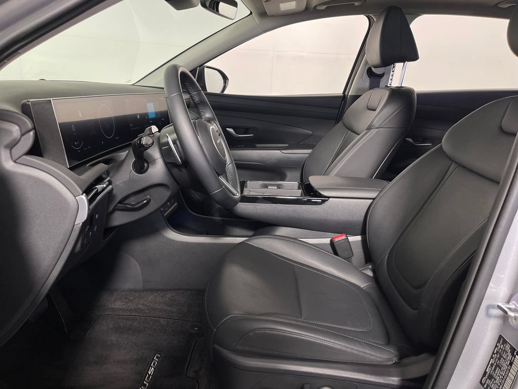 Certified 2025 Hyundai Tucson SEL AWD/4WD image 12