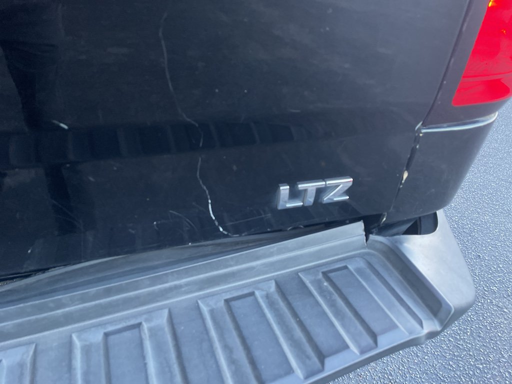 Used 2019 Chevrolet Silverado 2500 LTZ w/ Duramax Plus Package AWD/4WD image 9