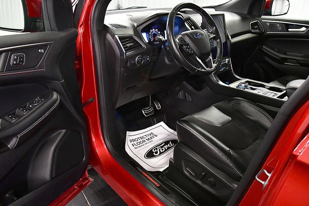 Used 2022 Ford Edge ST w/ Equipment Group 401A AWD/4WD image 16