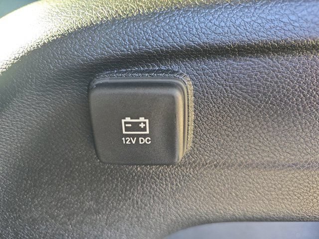 Used 2025 Jeep Grand Cherokee L Limited AWD/4WD image 17