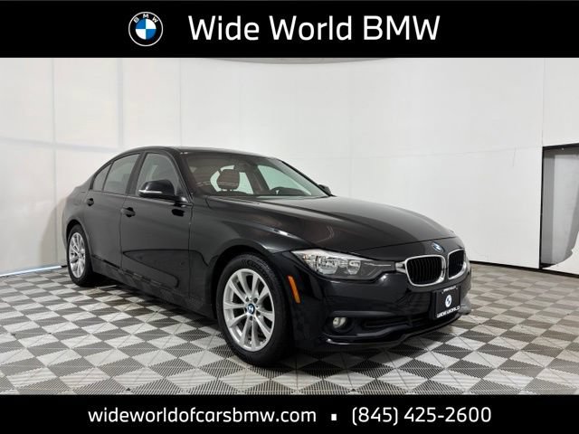 Used 2017 BMW 320i xDrive Sedan AWD/4WD image 1