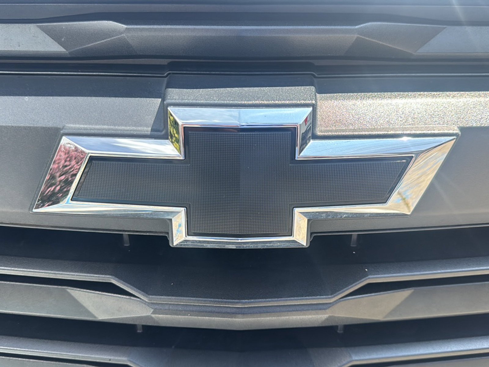 Used 2023 Chevrolet Colorado Trail Boss AWD/4WD image 44