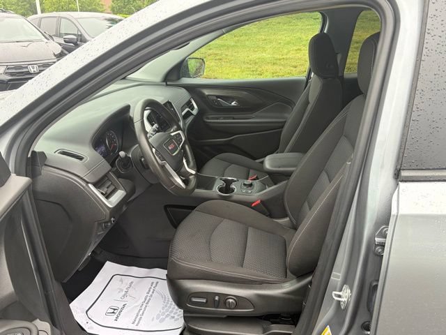 Used 2023 GMC Terrain SLE w/ Driver Convenience Package AWD/4WD image 16