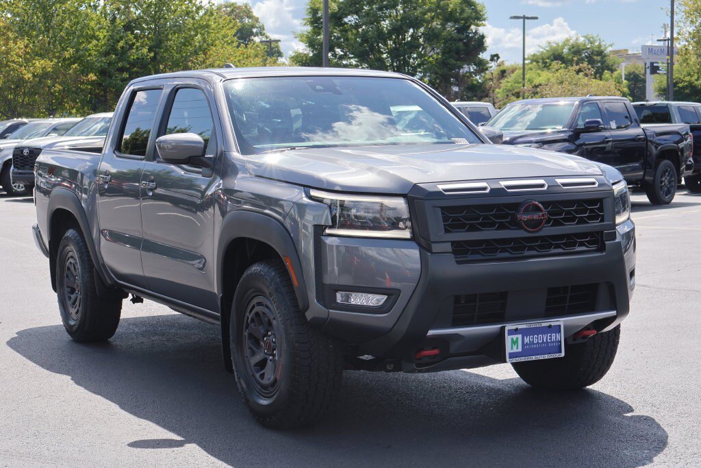Used 2026 Nissan Frontier PRO-4X AWD/4WD image 11