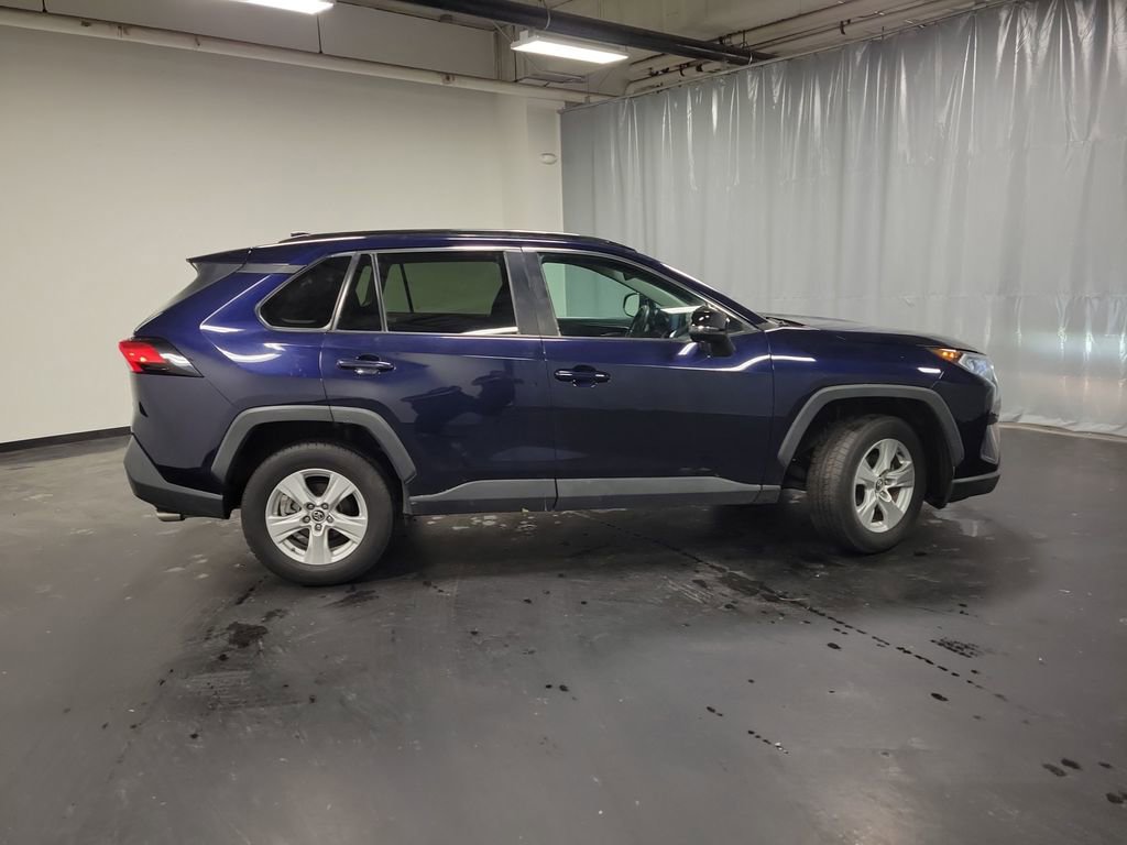 Used 2020 Toyota RAV4 XLE image 9