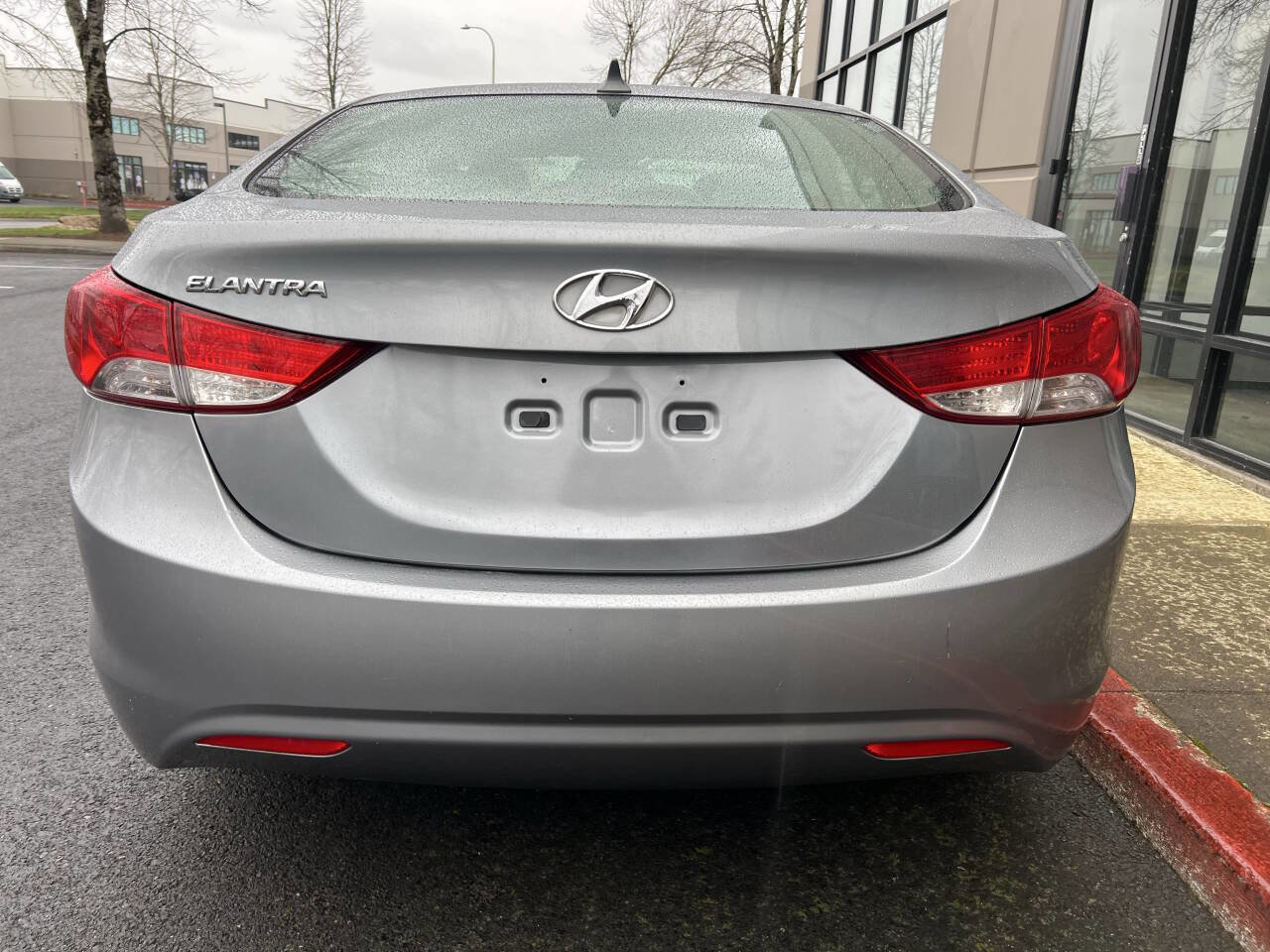 Used 2013 Hyundai Elantra GLS image 4