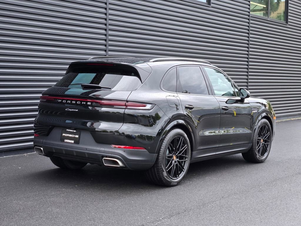 New 2026 Porsche Cayenne E-Hybrid image 6