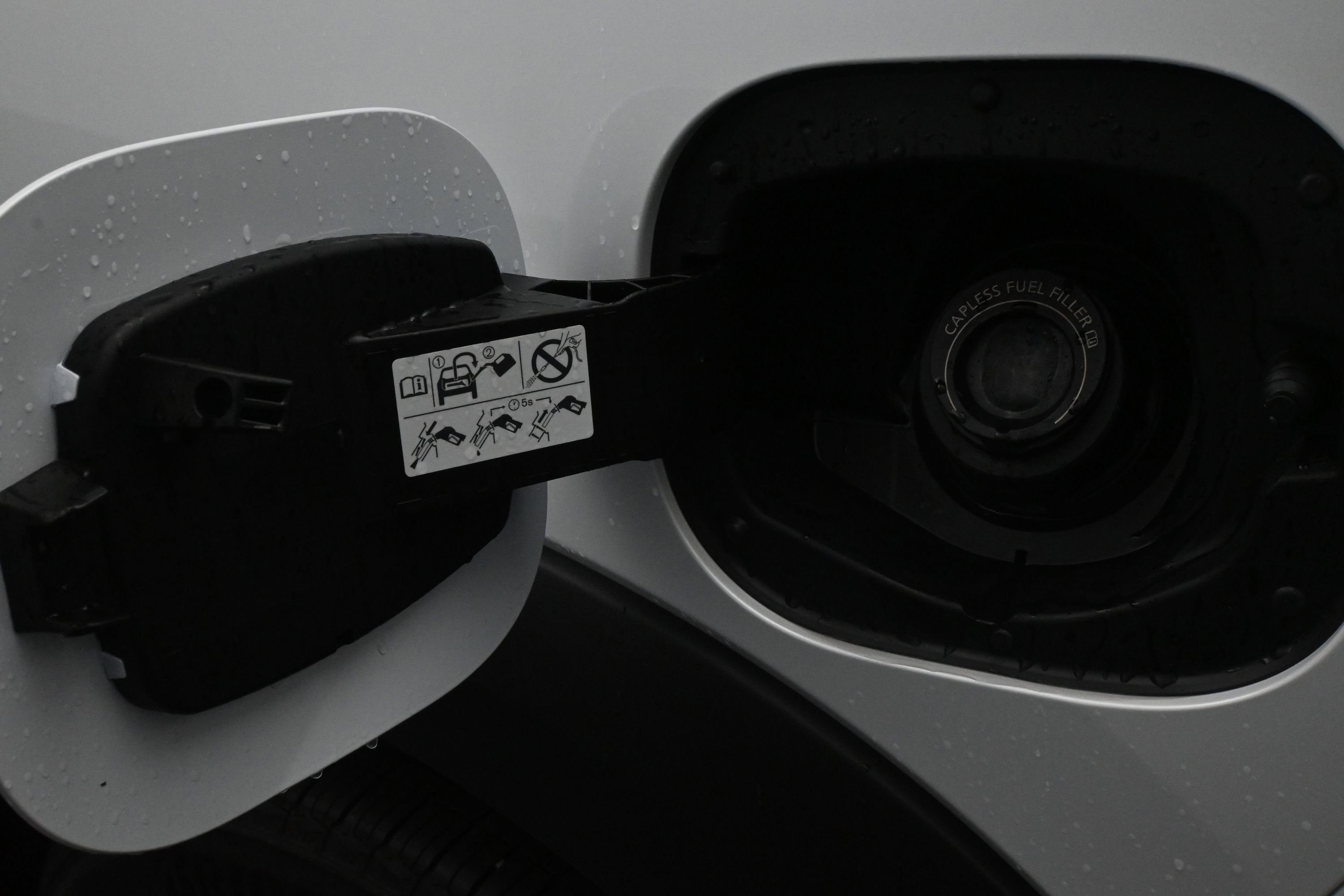 Used 2025 Nissan Pathfinder Platinum w/ Cargo Package AWD/4WD image 11