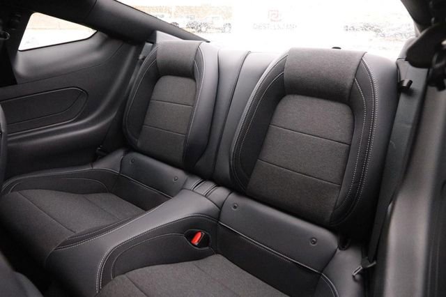 Used 2025 Ford Mustang Coupe image 9