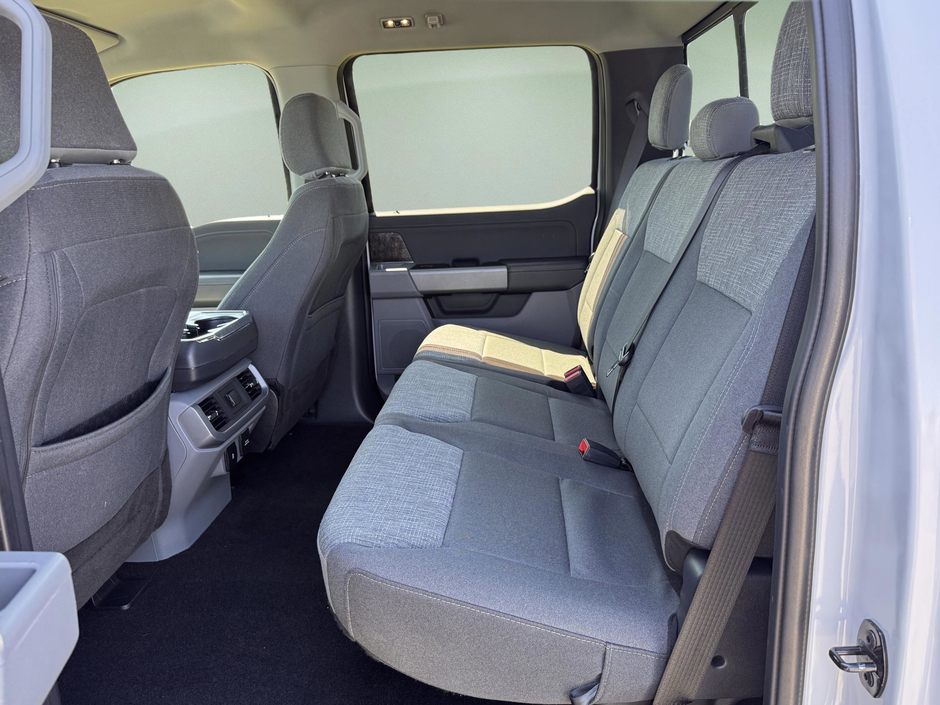 Used 2022 Ford F150 XLT w/ Equipment Group 302A High image 26