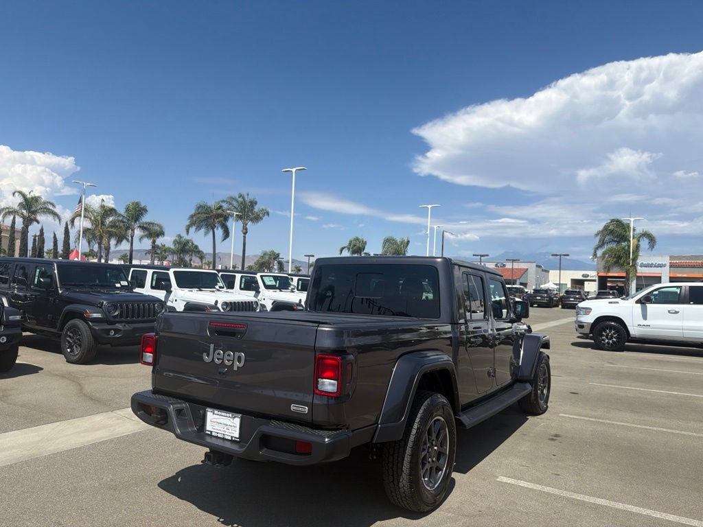 Used 2022 Jeep Gladiator Overland w/ Popular Equipment Package AWD/4WD image 8