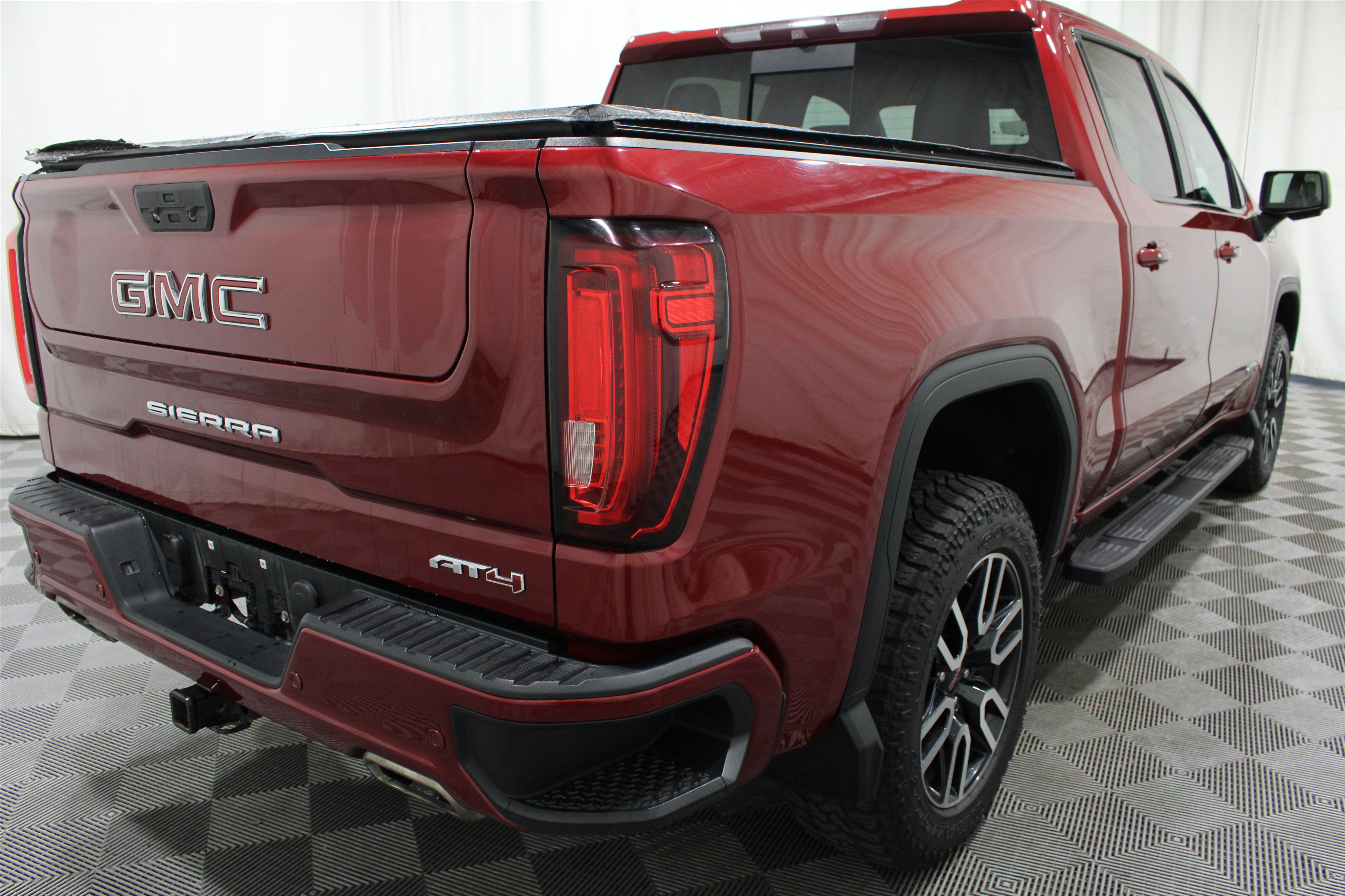 Used 2019 GMC Sierra 1500 AT4 w/ AT4 Premium Package AWD/4WD image 28