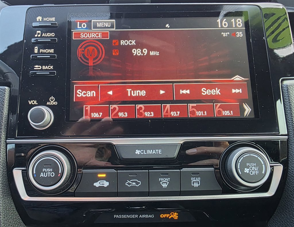 Used 2020 Honda Civic Sport image 23