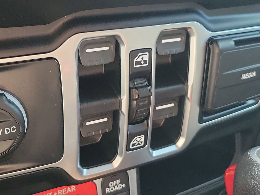 Used 2020 Jeep Gladiator Rubicon w/ Trailer Tow Package image 23