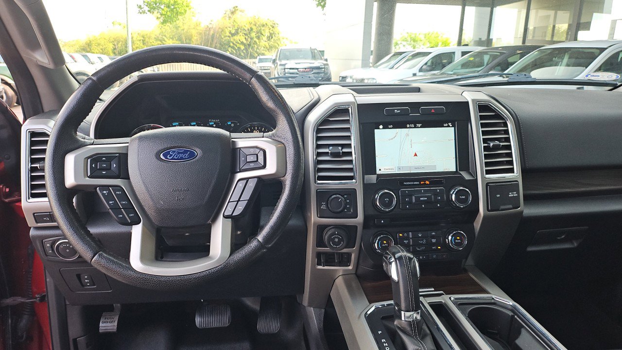 Used 2016 Ford F150 Lariat image 16