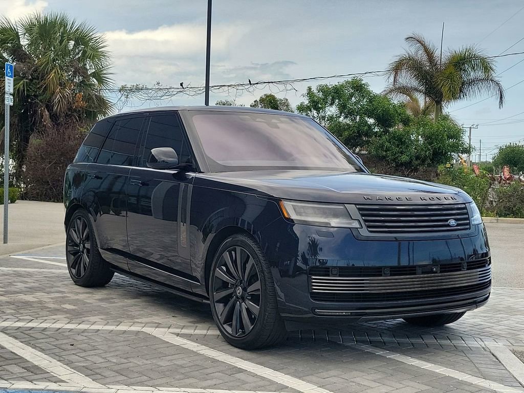 Certified 2023 Land Rover Range Rover SV AWD/4WD image 7