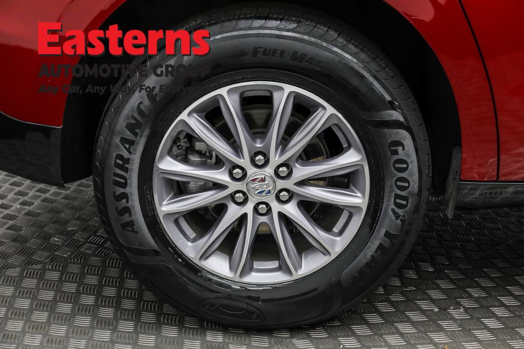 Used 2024 Buick Enclave Premium image 35