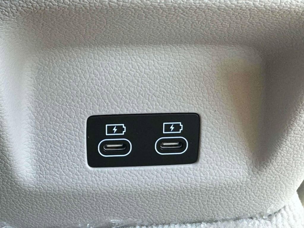 New 2026 Genesis G70 2.5T Prestige AWD/4WD image 13