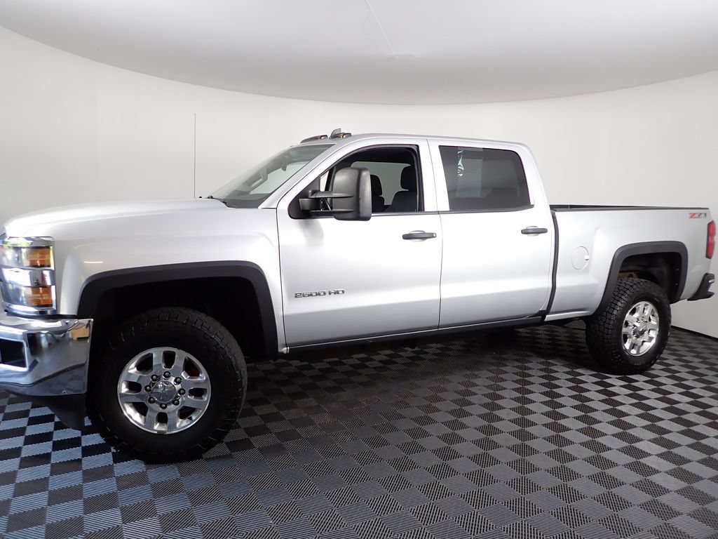 Used 2015 Chevrolet Silverado 2500 LT w/ Z71 Package, Off-Road AWD/4WD image 9