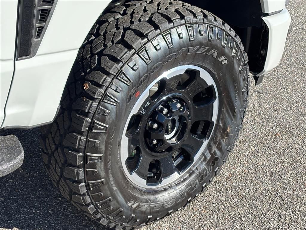 New 2026 Ford F250 Platinum w/ Tremor Off-Road Package image 28