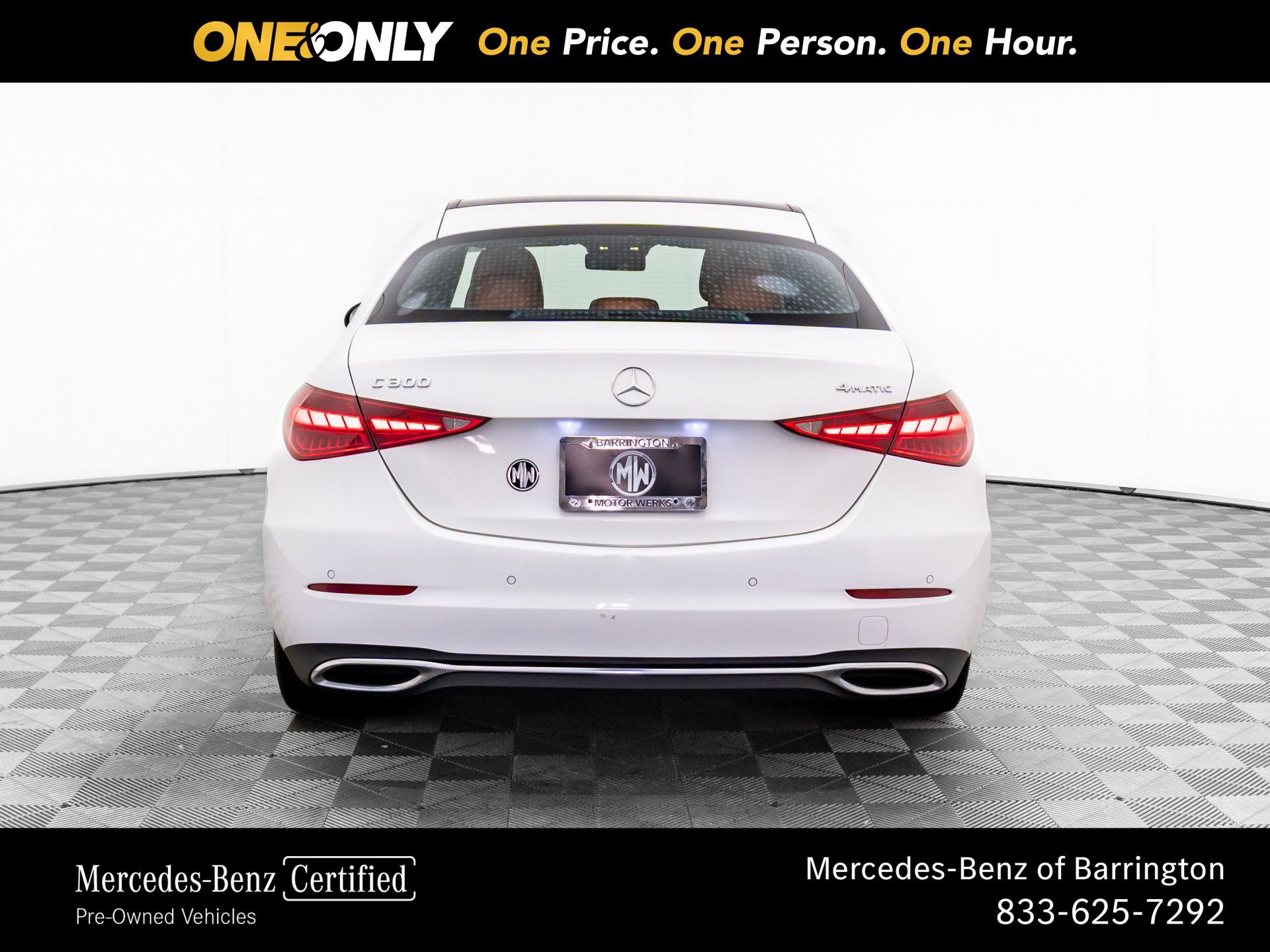 Used 2023 Mercedes-Benz C 300 4MATIC Sedan image 4