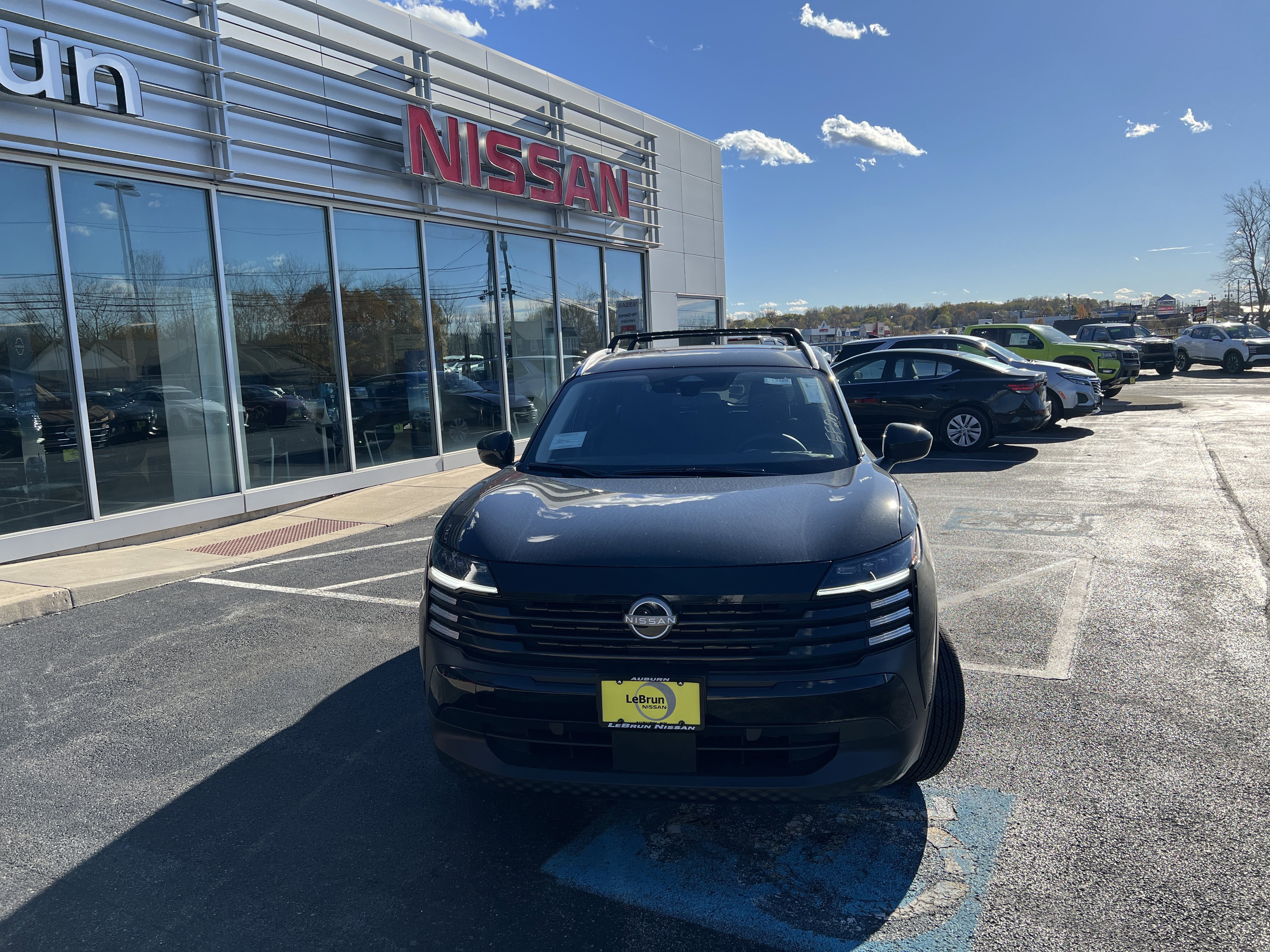 New 2025 Nissan Kicks SV image 10