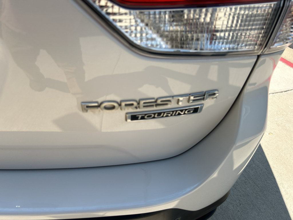 Certified 2022 Subaru Forester Touring AWD/4WD image 8