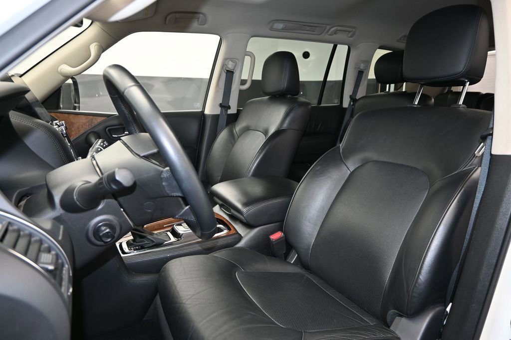 Used 2024 Nissan Armada SL w/ Captain's Chairs Package RWD image 17
