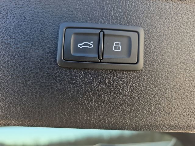 Used 2023 Audi Q5 2.0T Premium Plus w/ Premium Plus Package image 16