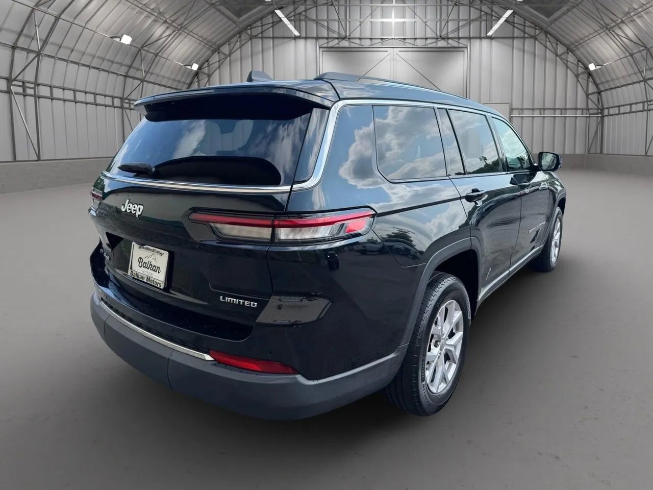 Used 2021 Jeep Grand Cherokee L Limited image 4